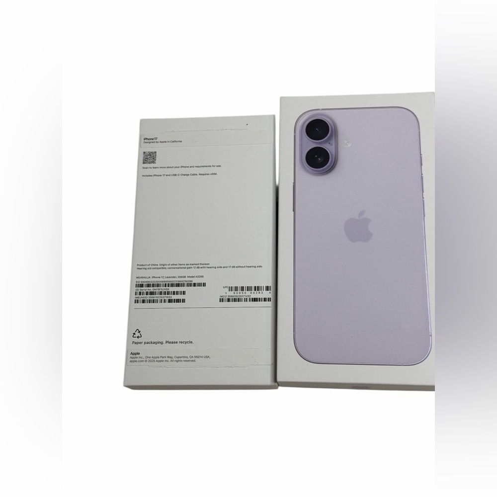 Apple iPhone 17 in Lavender with 256GB EMPTY BOX